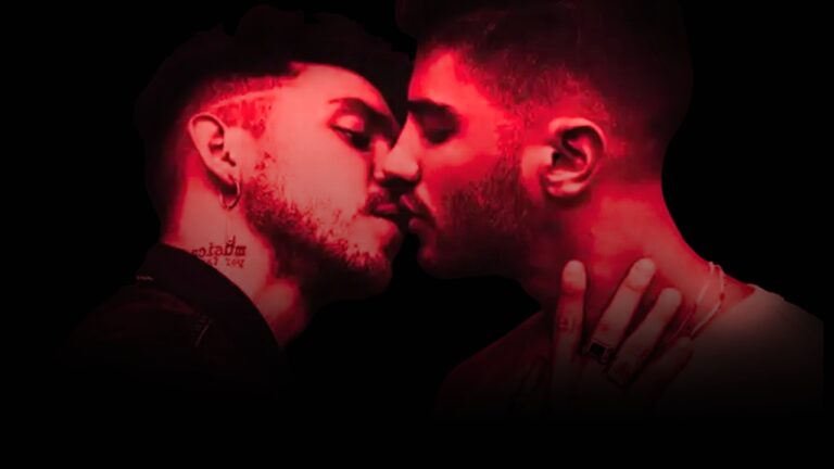 gaymec gays s'embrassent