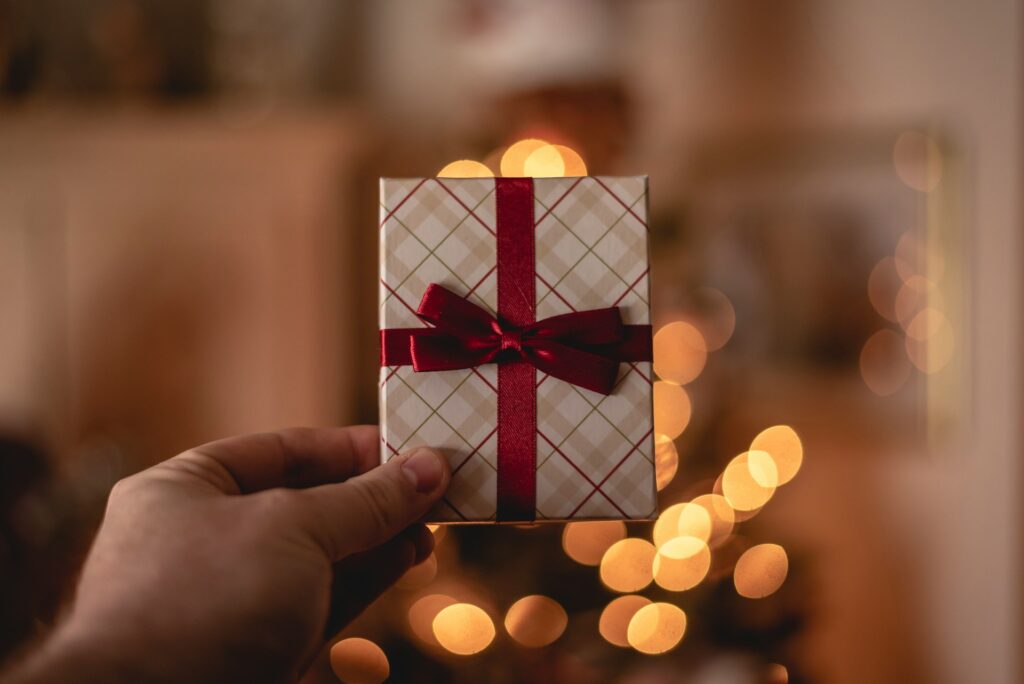 Offrir sans se tromper : comment nos habitudes en matière de cadeaux carte cadeau